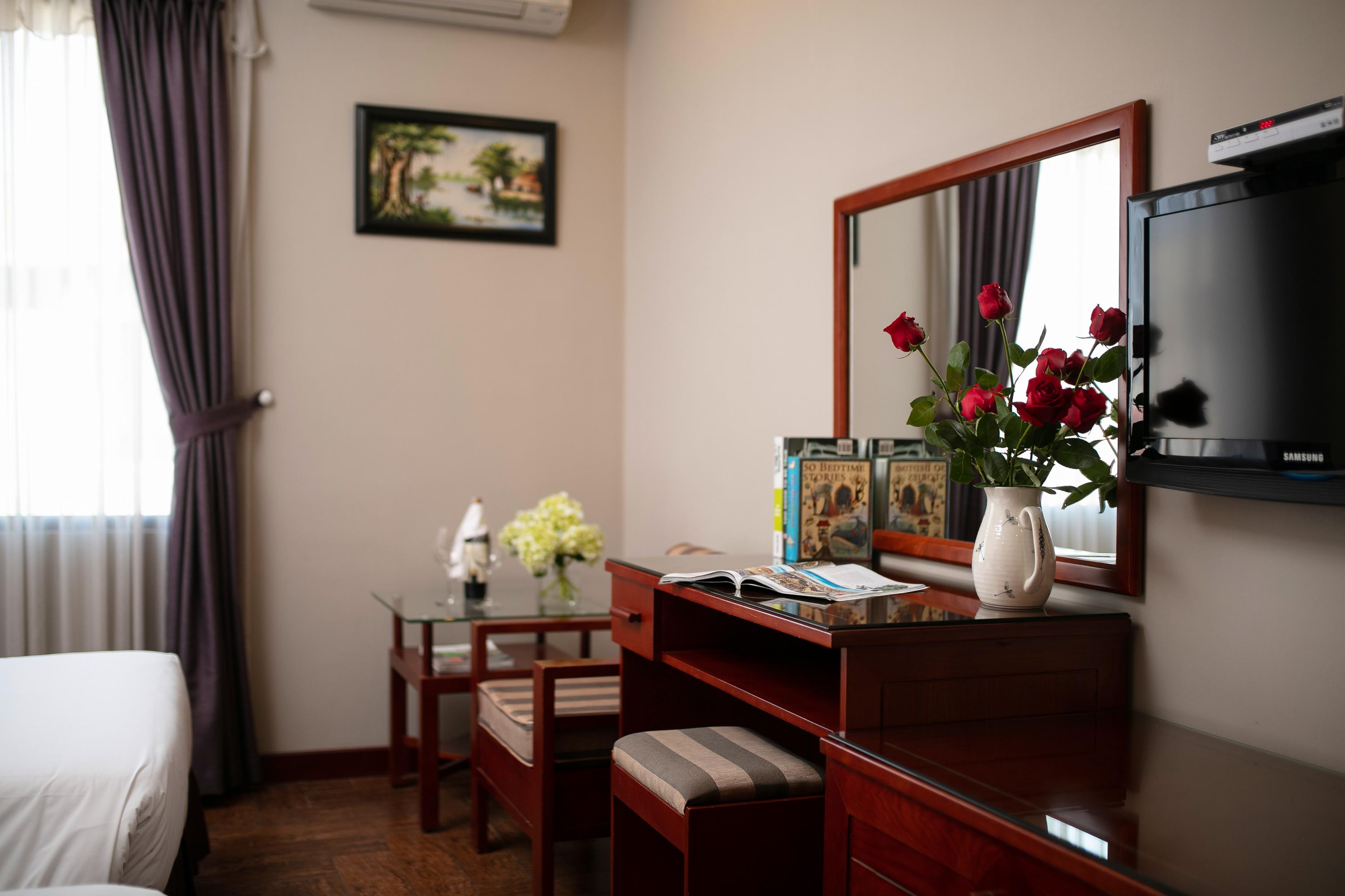 Sen Hotel - Managed By Sen Hotel Group Hanoi Esterno foto