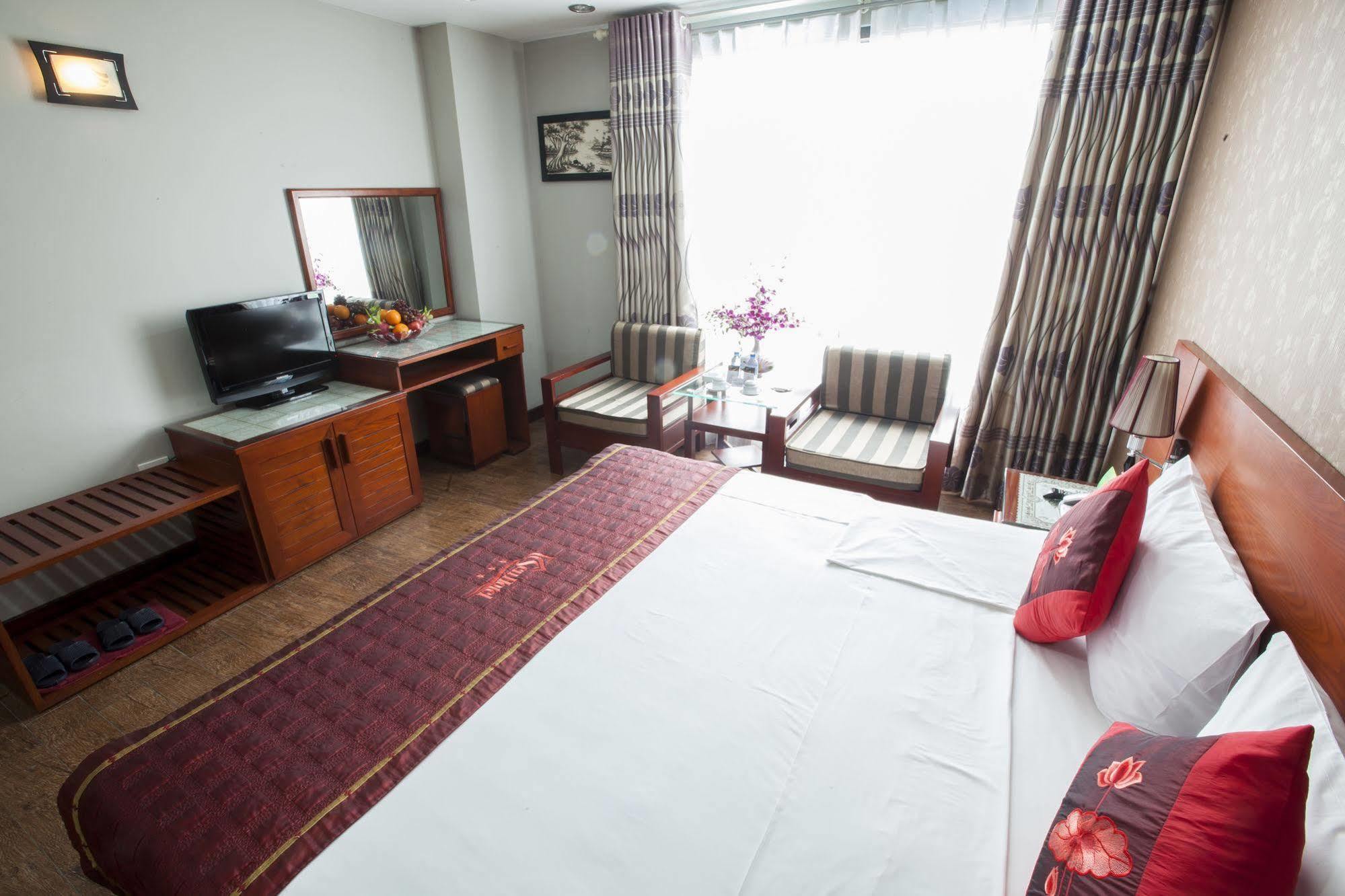 Sen Hotel - Managed By Sen Hotel Group Hanoi Esterno foto