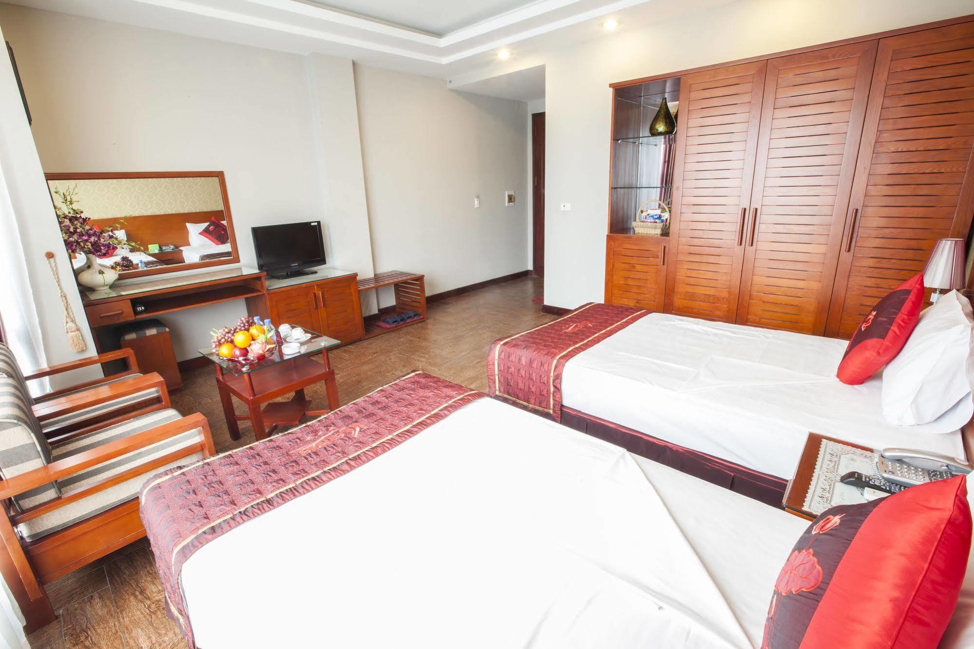 Sen Hotel - Managed By Sen Hotel Group Hanoi Esterno foto